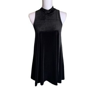One Clothing Los Angeles Black Velvet Closed Neck Dress size Small